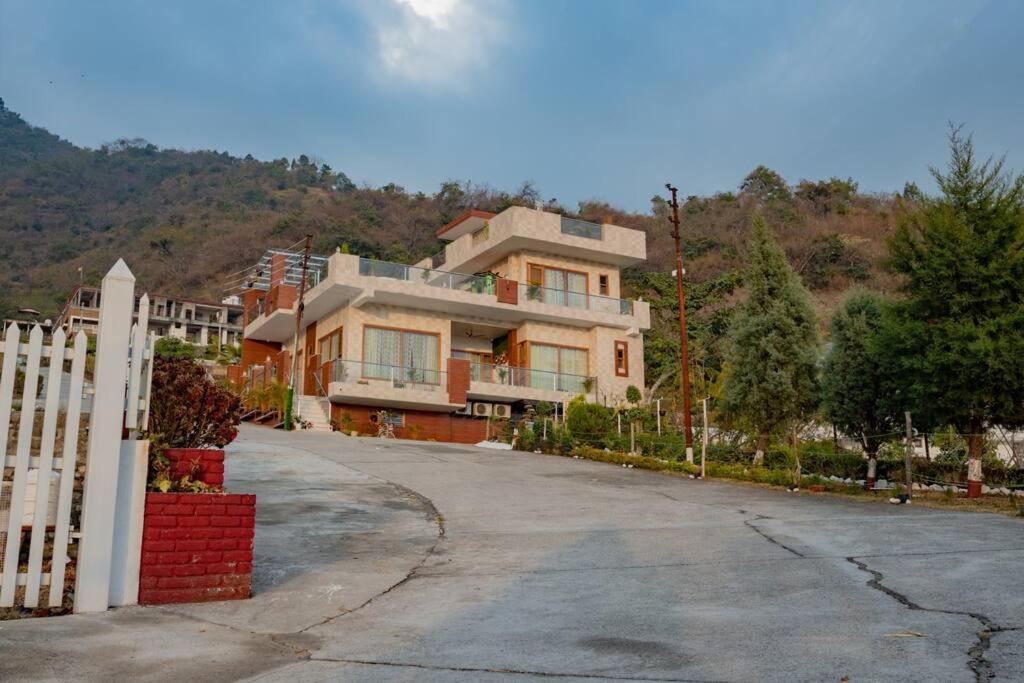 The Sage Villa - Luxury Homestay In Dehradun Exteriör bild